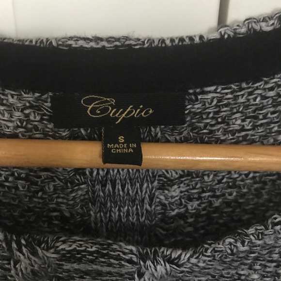 Cupio Woven Peplum Sweater - Picture 2 of 4